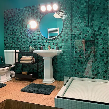 Frumoasa 33 Daire Bükreş